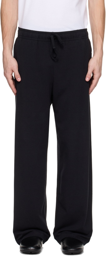 Photo: SKIMS Black Jersey Lounge Relaxed Straight Leg Sweatpants