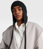 The Row Cashmere beanie