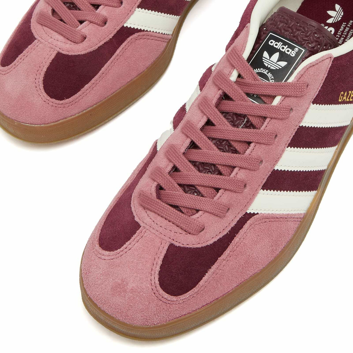 Adidas Gazelle Indoor in Maroon/Ftwr White/Preloved Crimson adidas