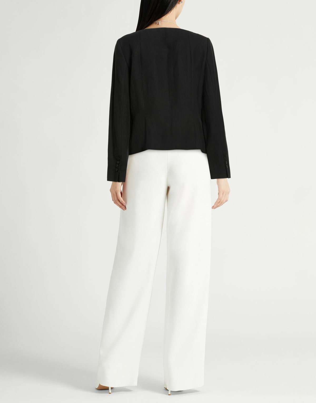 Skall Studio Womens Jacket in Black