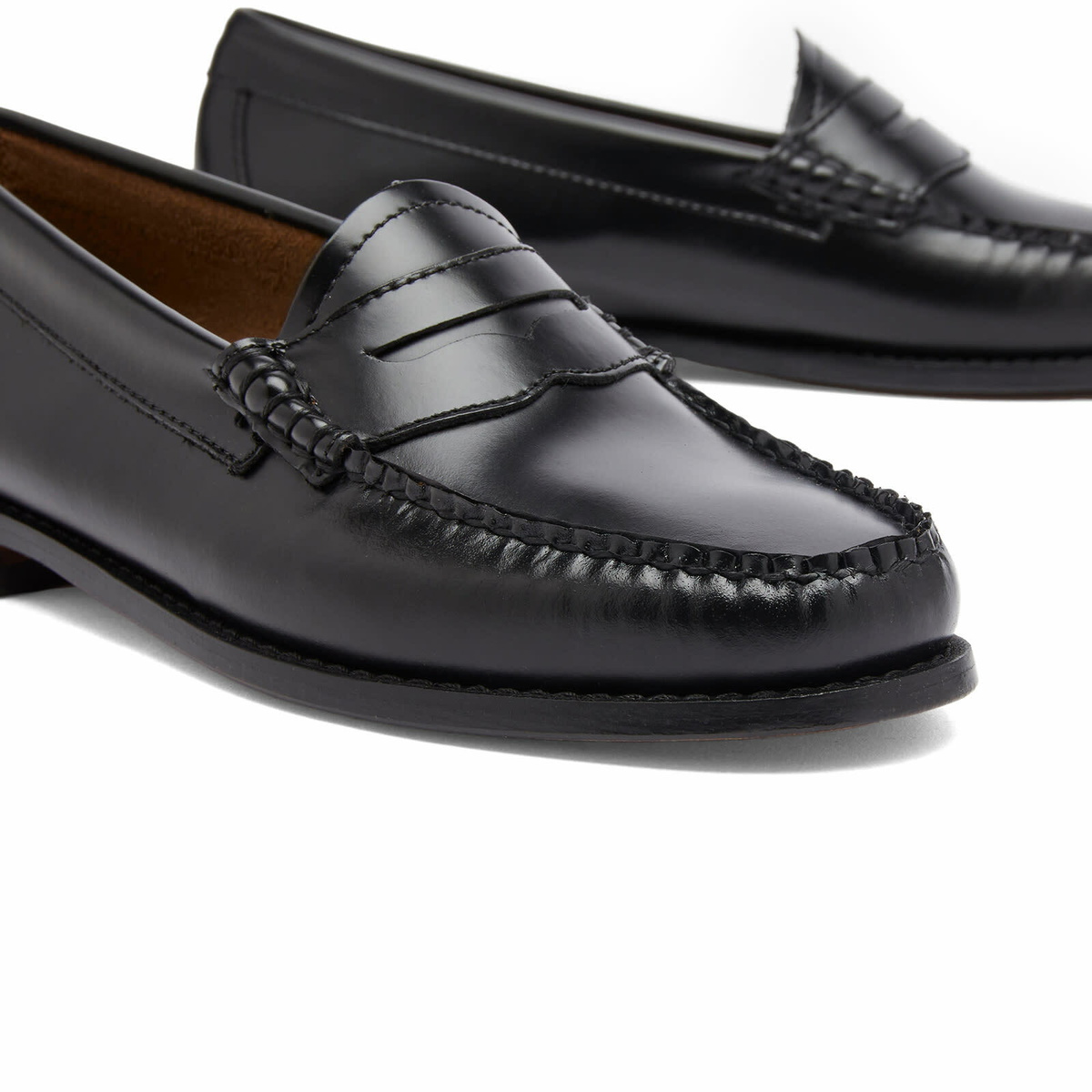Bass Weejuns Women's Penny Loafer in Black Leather