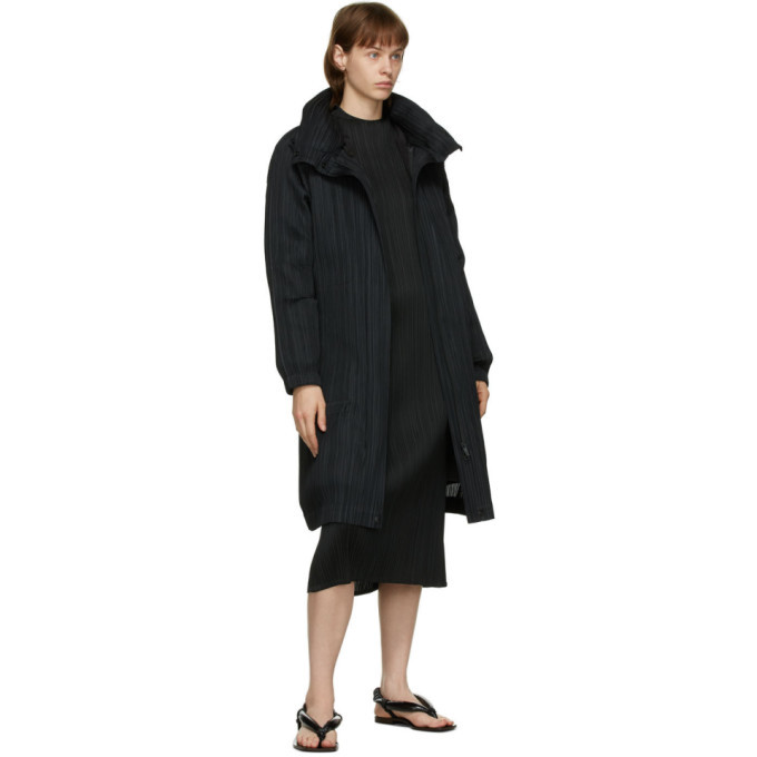 Pleats Please Issey Miyake Black Down Removable Liner Coat Pleats