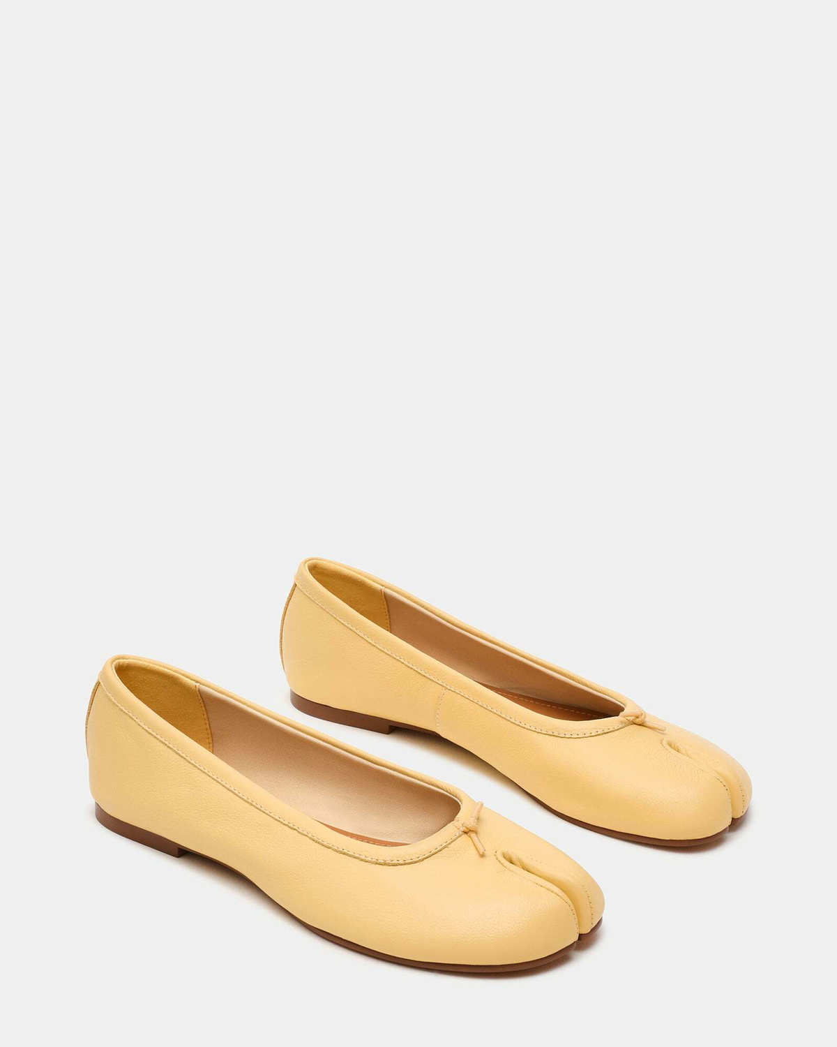 Steve Madden Calico Flats in Yellow