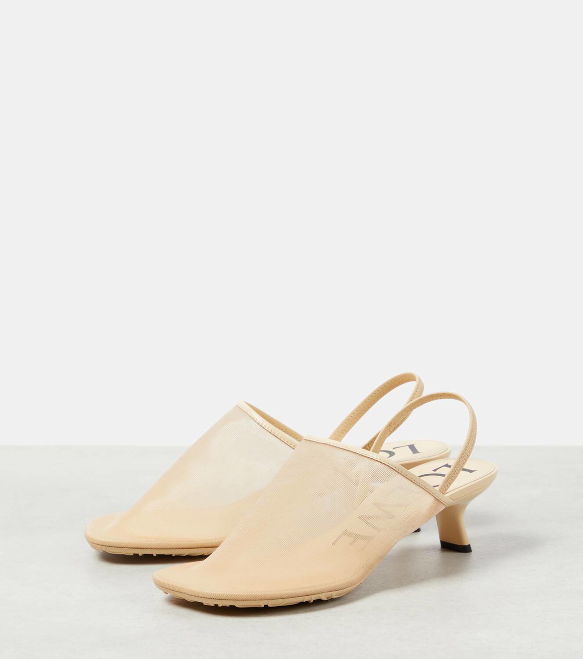 【関税込み】LOEWE PETAL' SLINGBACK Loewe Petal Mesh Slingback Pumps | Neiman Marcus