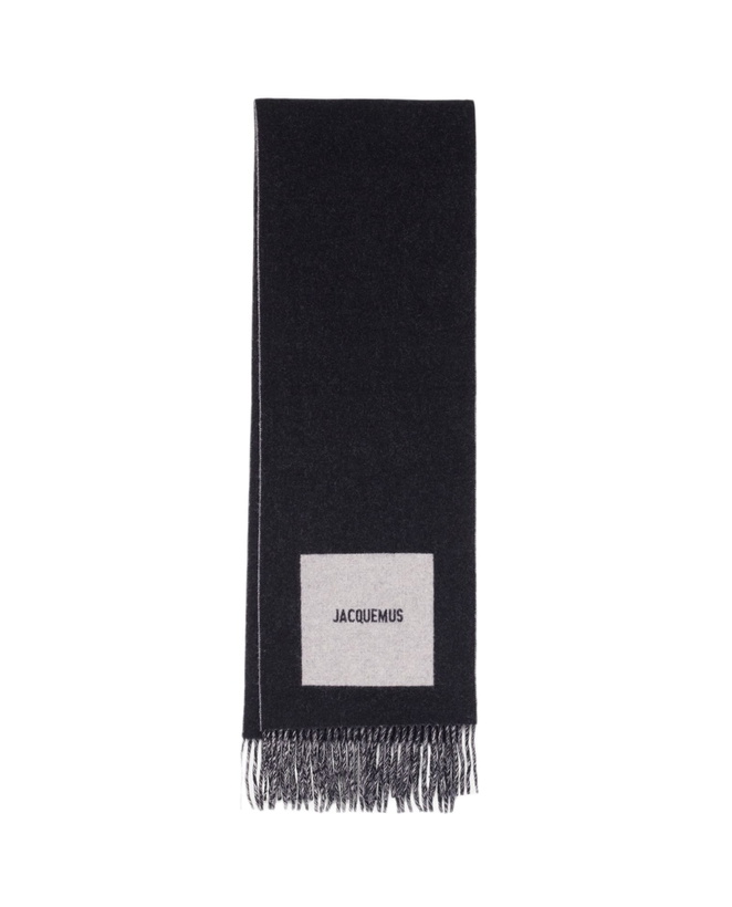 Photo: Jacquemus Rond Carre Scarf