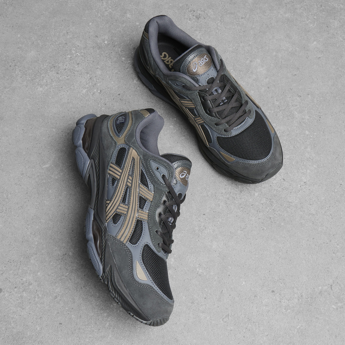 Asics Men's GEL-NYC 2.0 Sneaker in Black/Graphite Grey