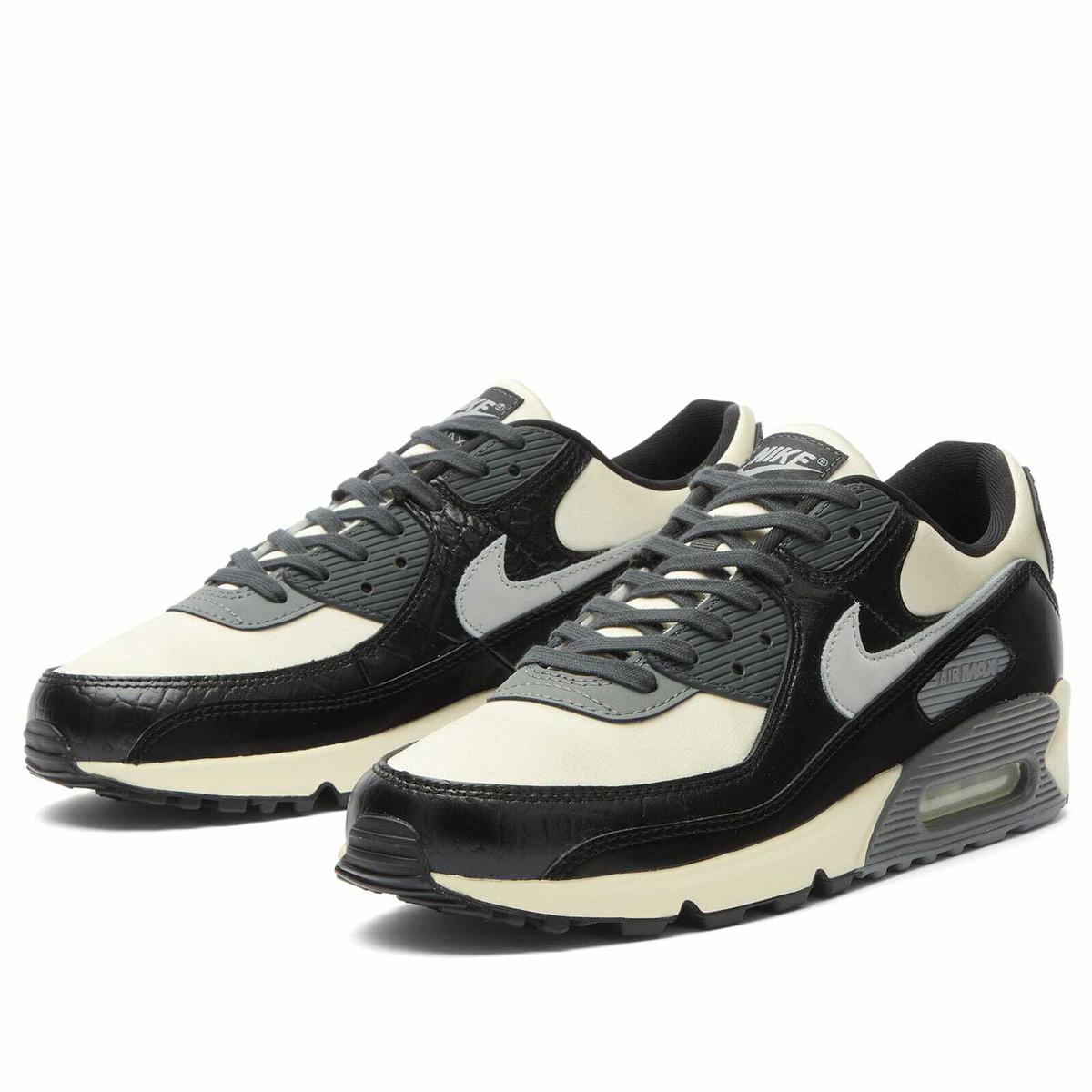 Nike Air Max 90 QS Sneaker in Sail/Lightt Smoke Grey/Black/Coconut Milk