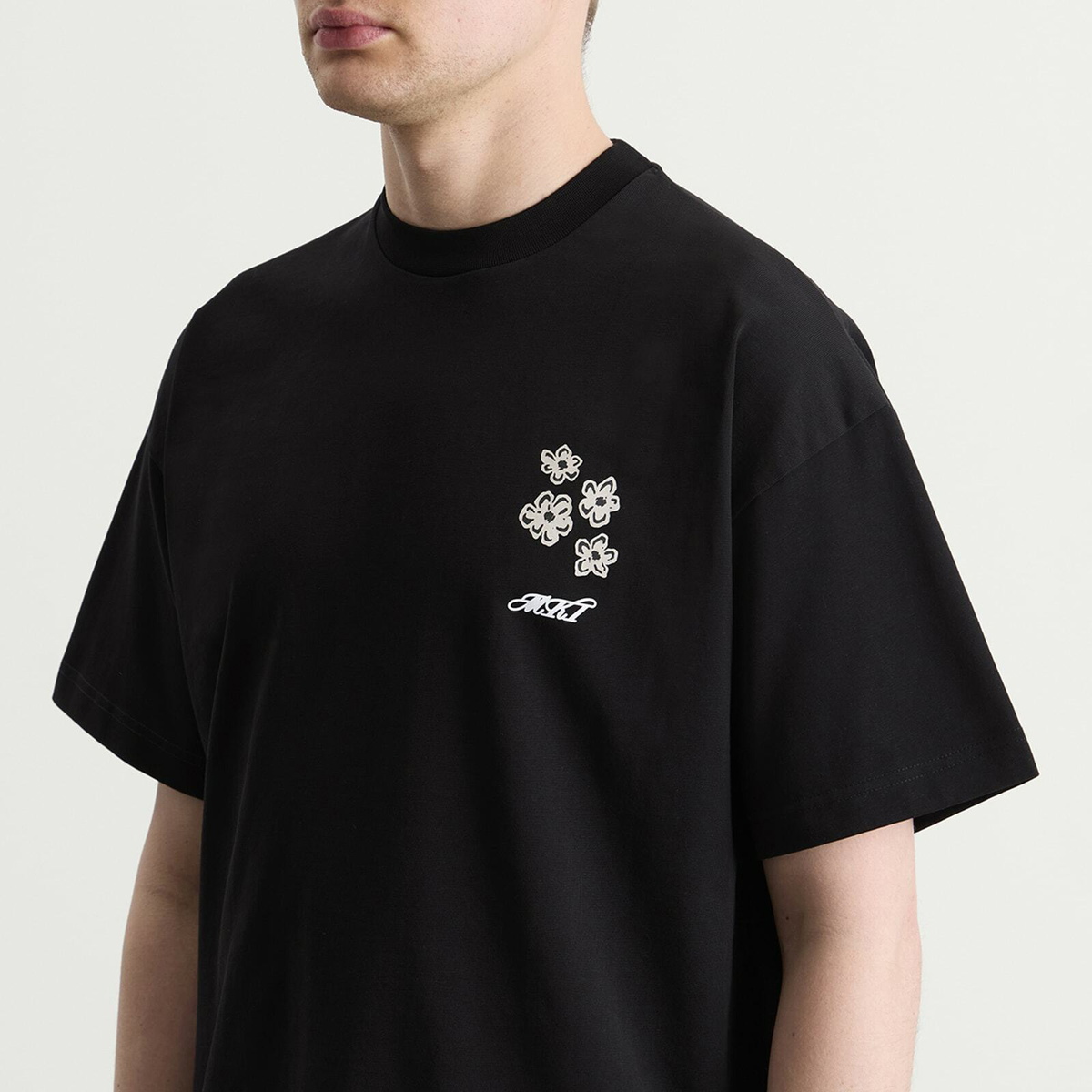 MKI Men's Hibiscus T-Shirt in Black