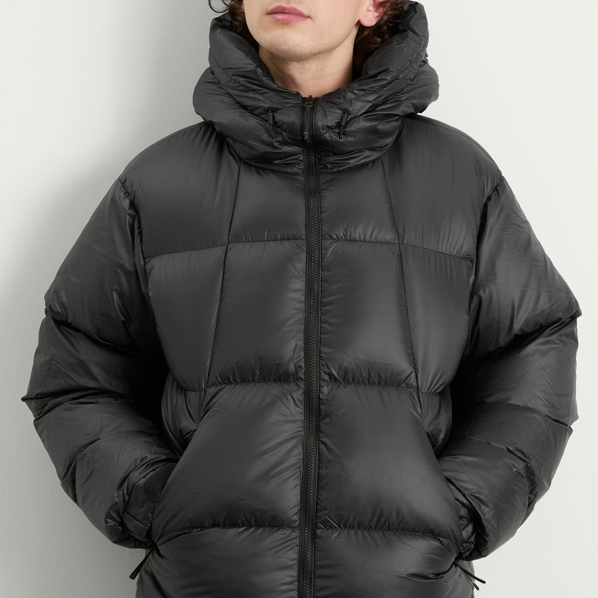 Goldwin Men's PERTEX QUANTUM Down Parka Jacket in Black