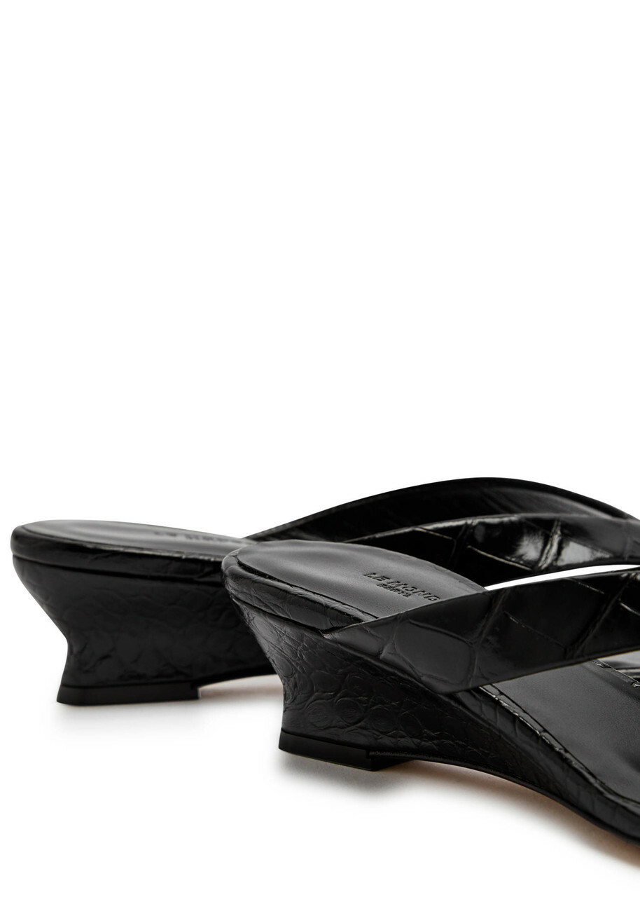 LE Monde Beryl 50 Crocodile-effect Leather Thong Wedge Sandals Black