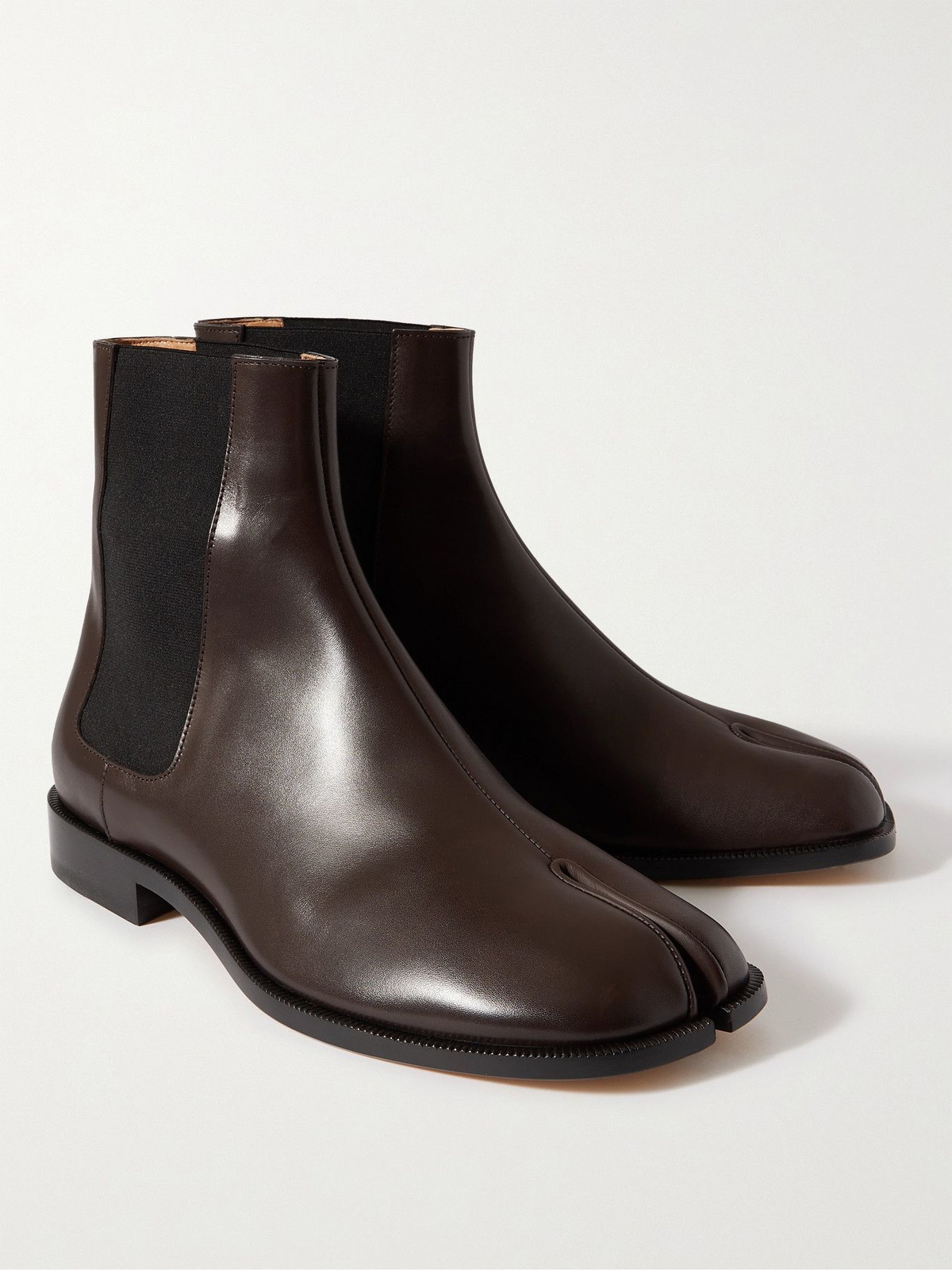 MAISON MARGIELA - Tabi Leather Chelsea Boots - Brown Maison Margiela