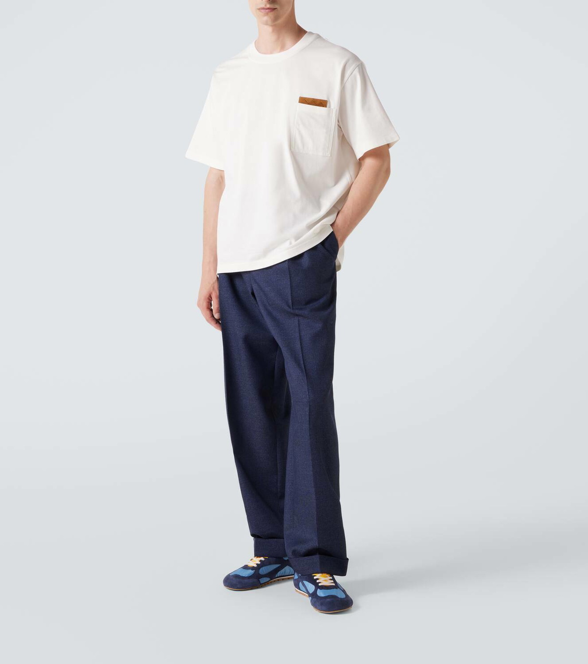 【Bottega Veneta】 Suede-trimmedコットンジャージTシャツ Bottega Veneta Suede-trimmed cotton jersey T-shirt Bottega