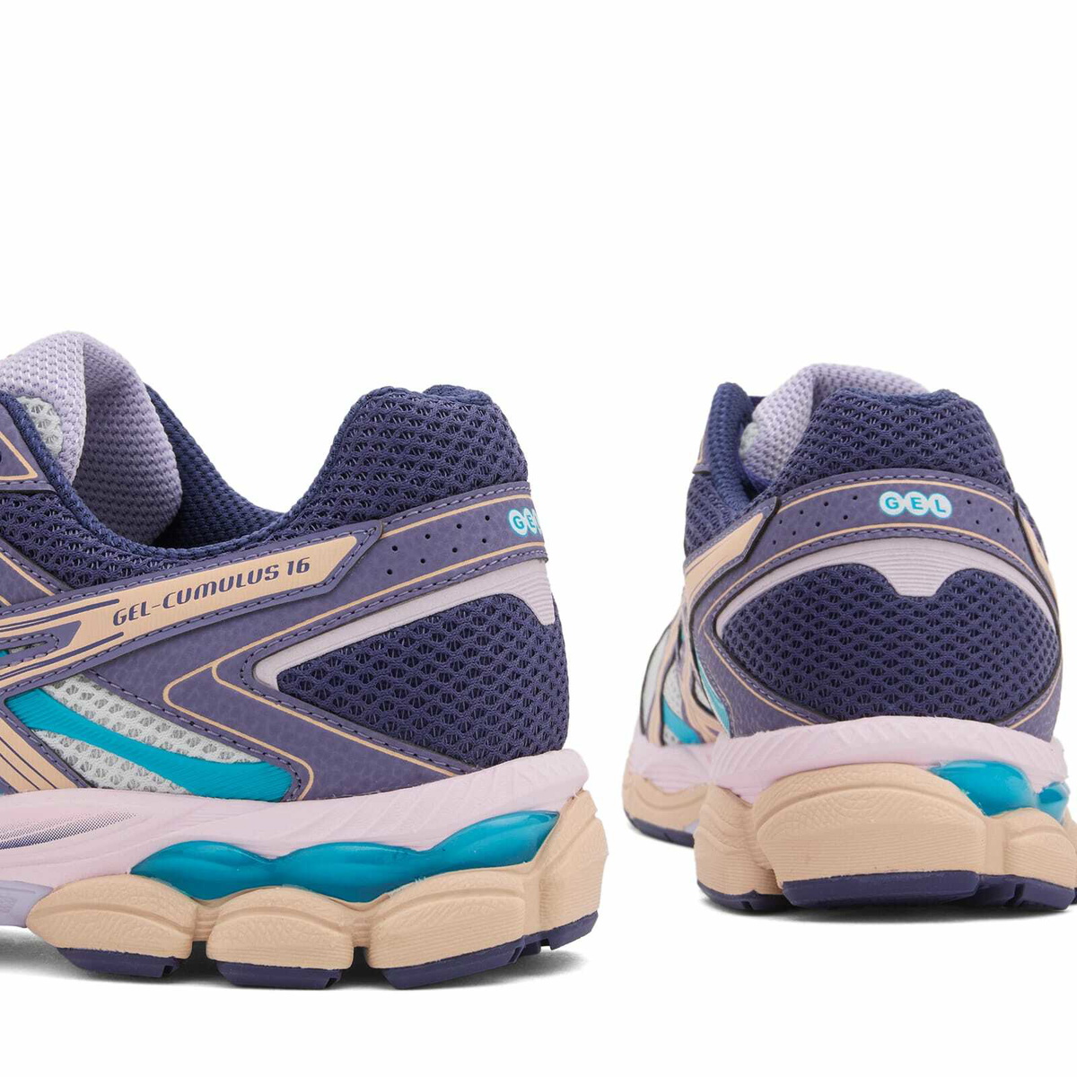 Asics GEL-Cumulus 16 Sneaker in Cloud Grey/Bisque