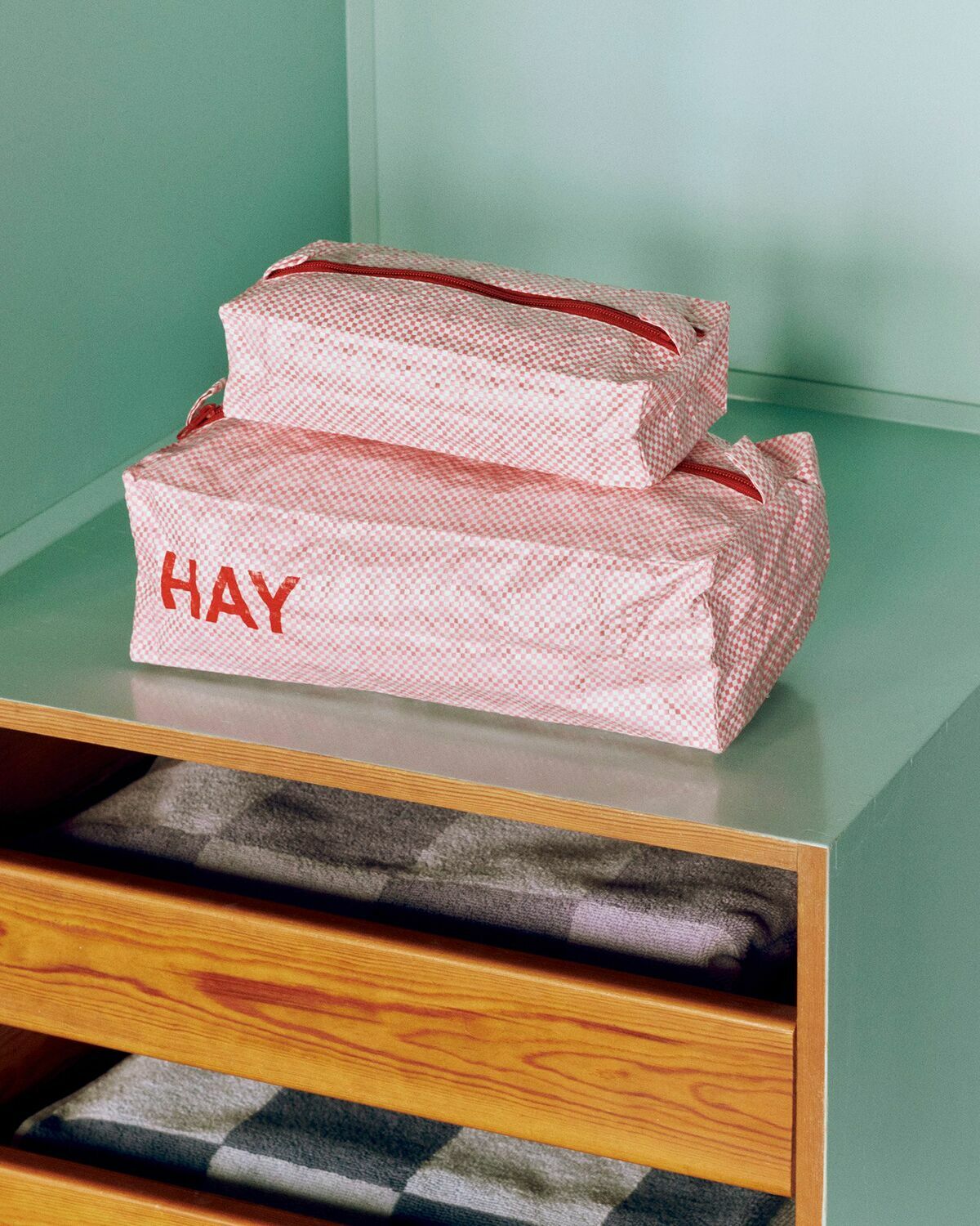 HAY Candy Mono Wash Bag pink Mens Small Bag