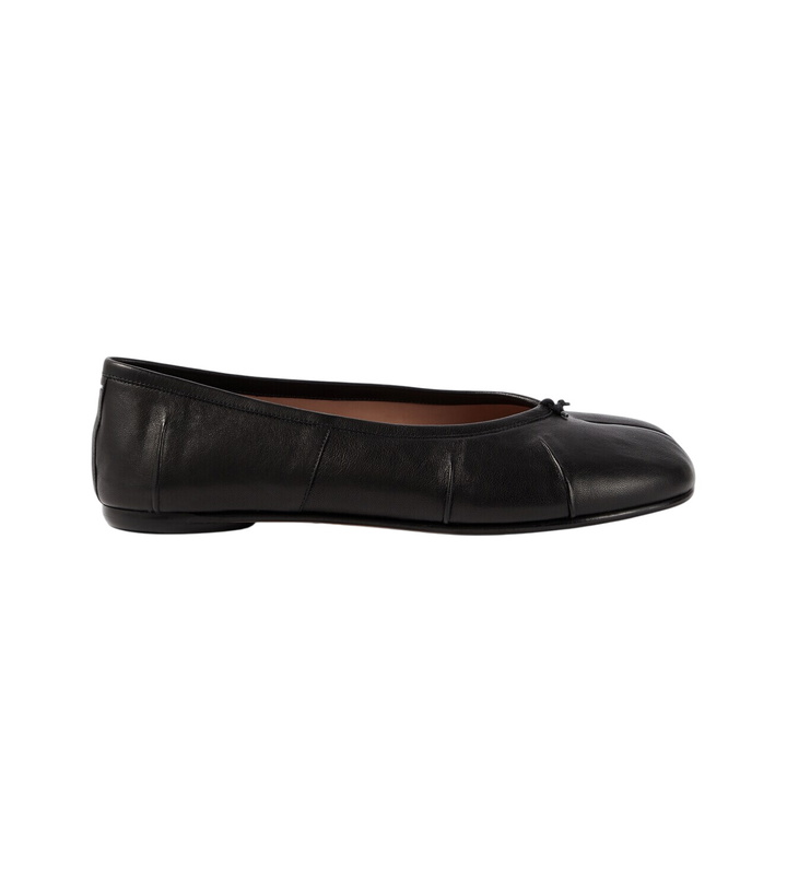 Photo: Maison Margiela Tabi leather ballet flats