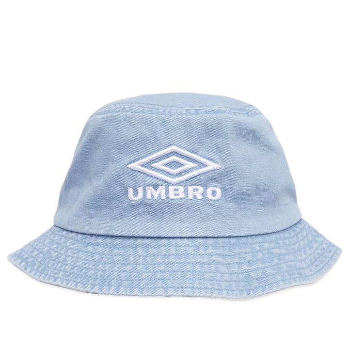 Photo: Umbro Iconic Bucket Hat in Infinity 