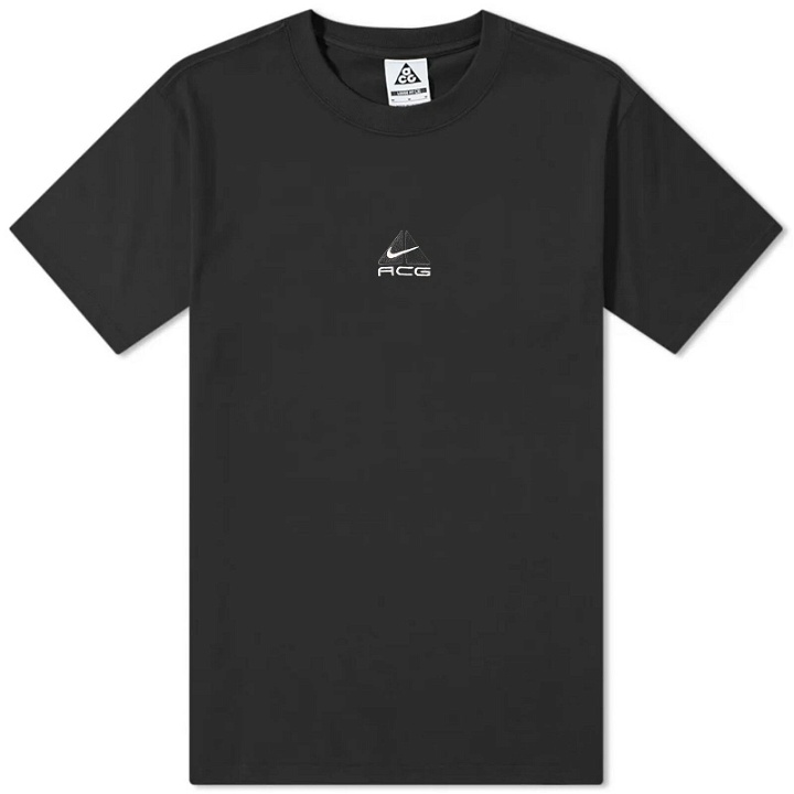 Photo: Nike Men's ACG Lungs T-Shirt in Black/Light Smoke Grey