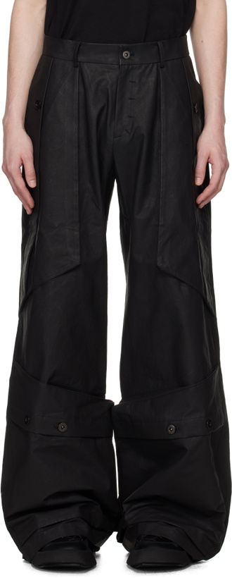 Photo: CARNET-ARCHIVE Black Coated Wide Mass Trousers