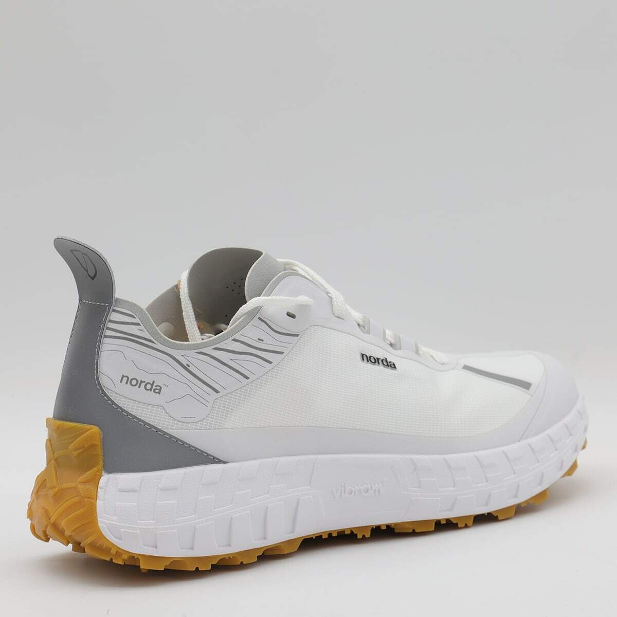 Norda White Sneakers