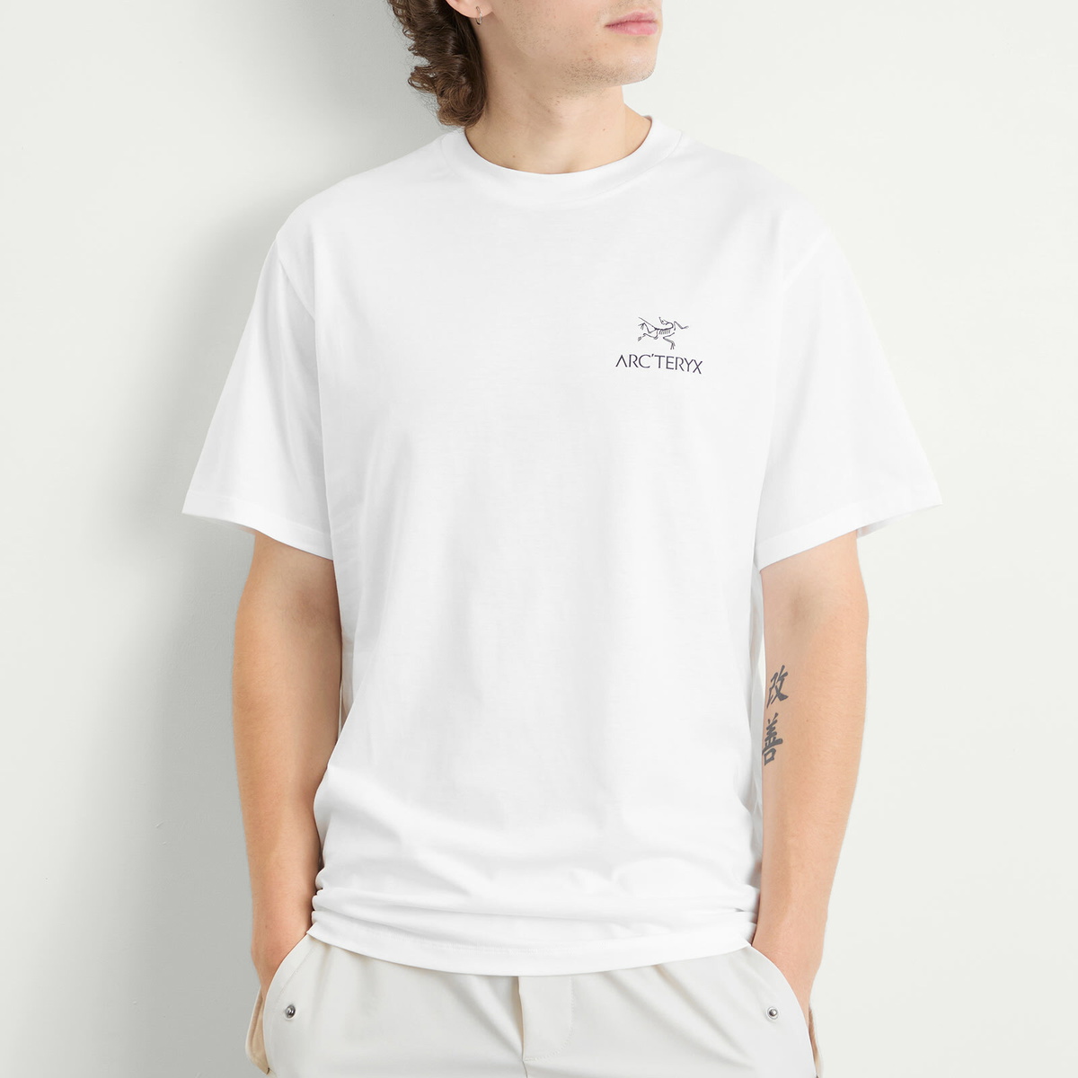 Arc'teryx Men's Kragg SL Cotton Bird Word T-Shirt in White Light