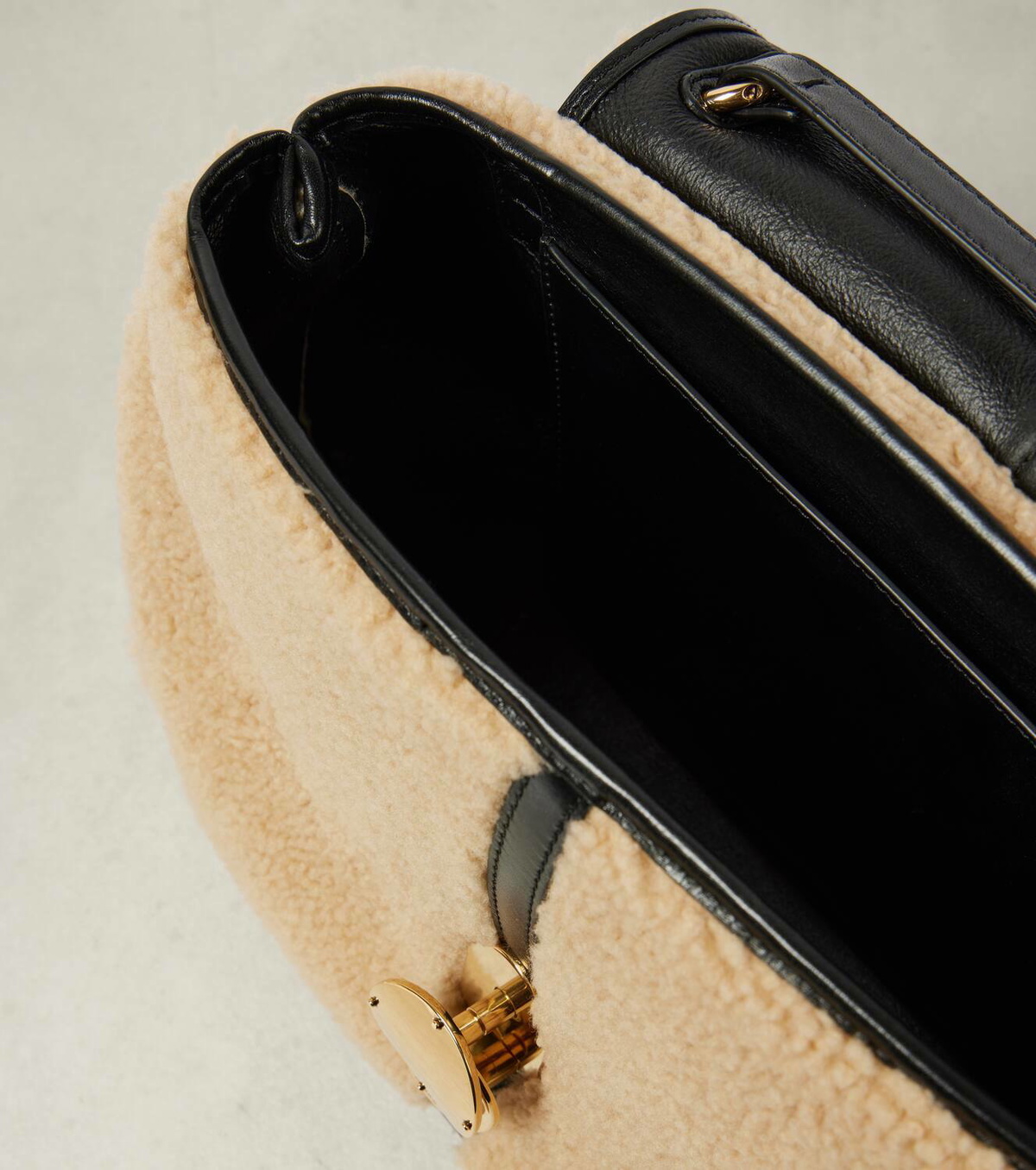 Chloé Penelope Medium shearling shoulder bag