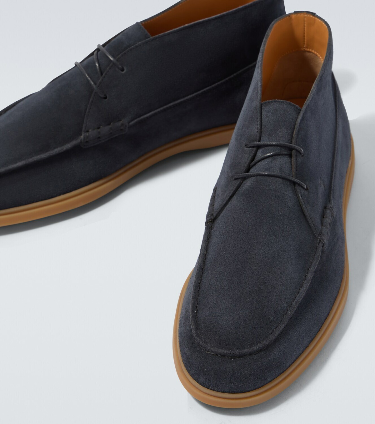 Tod's Gommino suede desert boots