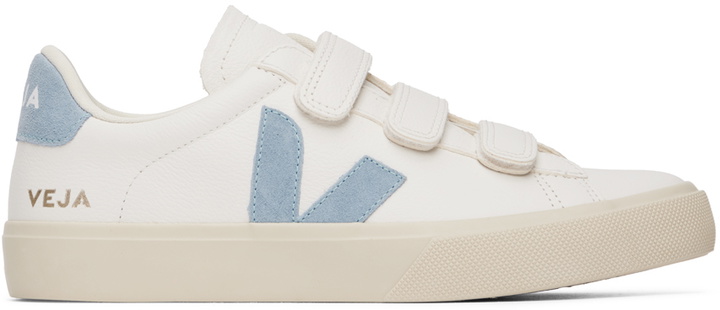 Photo: VEJA White Recife Sneakers