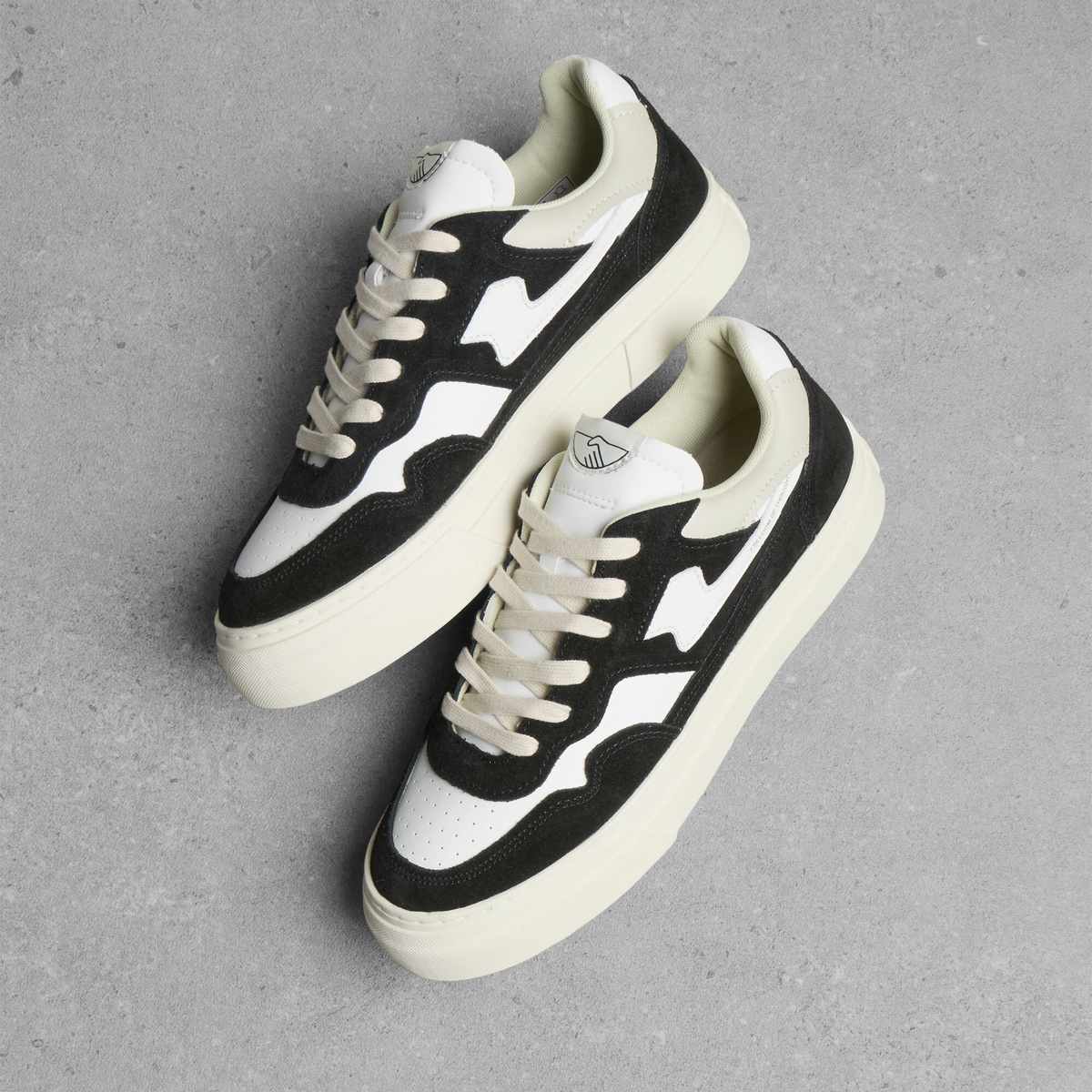 Stepney Workers Club Men's Pearl S-Strike II Suede Leather - END. Exclusive in Black/White