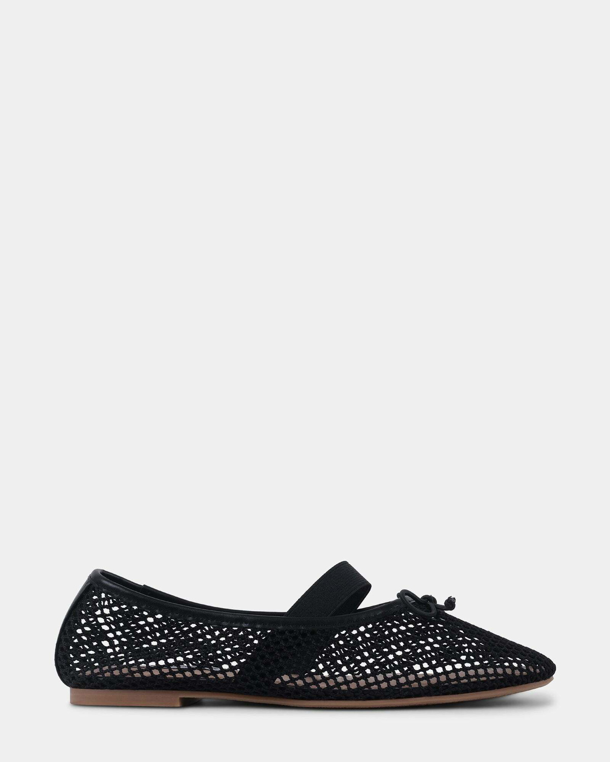 Steve Madden Palm Flats in Black