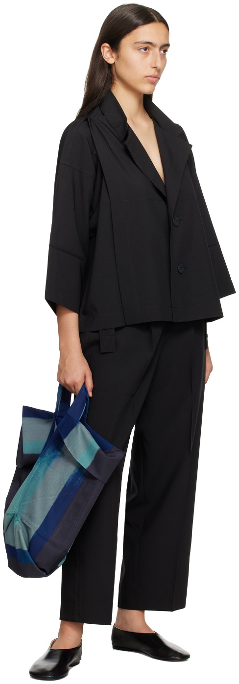 132 5. ISSEY MIYAKE Blue Traces Of Time Tote