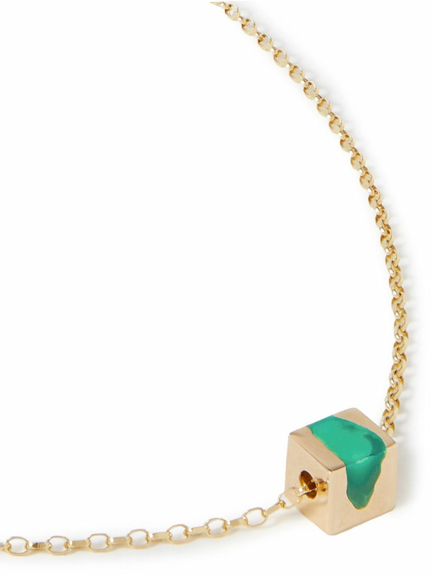 Photo: Ellie Mercer - Small 9-Karat Gold and Resin Pendant Necklace - Green