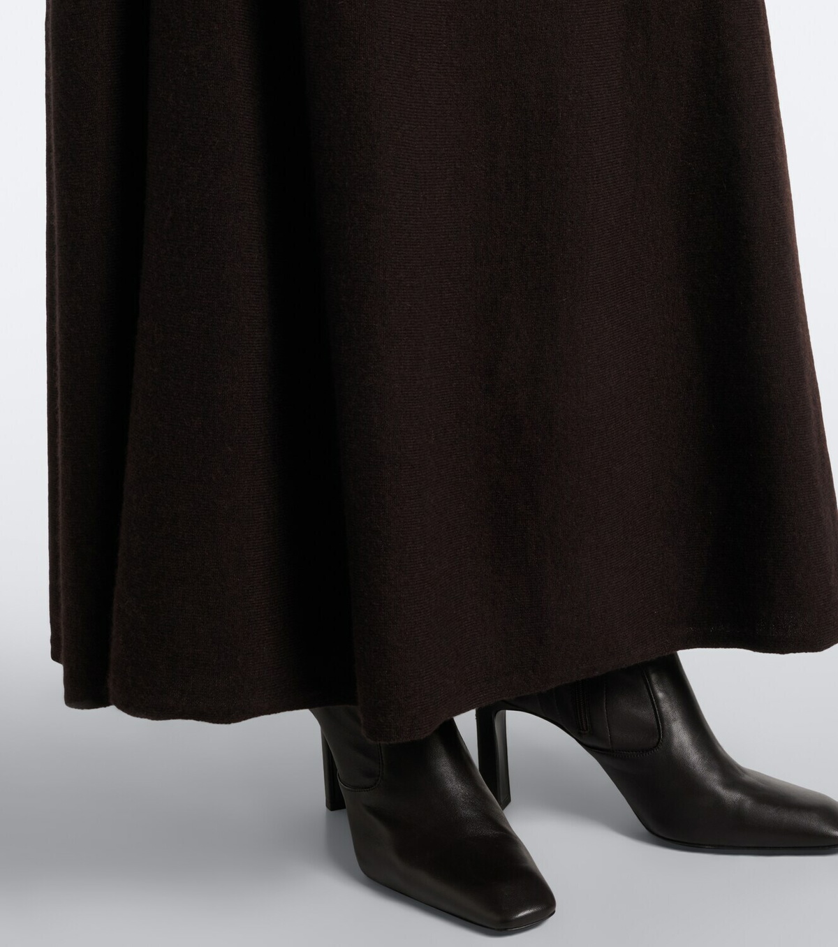 Lisa Yang Torie cashmere midi skirt