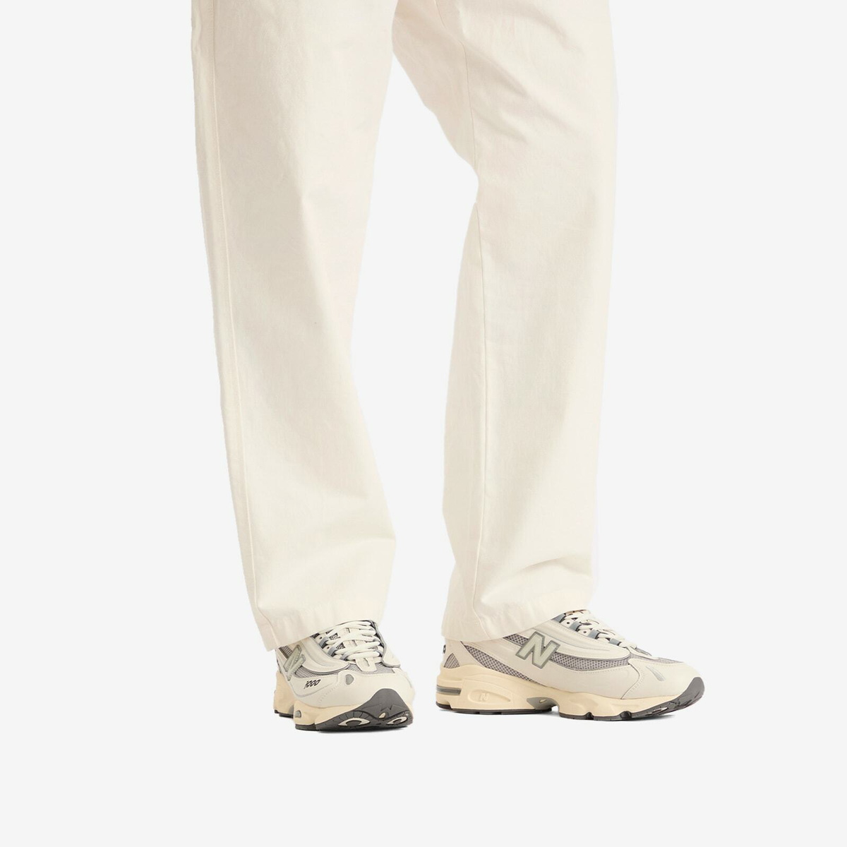 New Balance 1000 Sneaker in Sea Salt