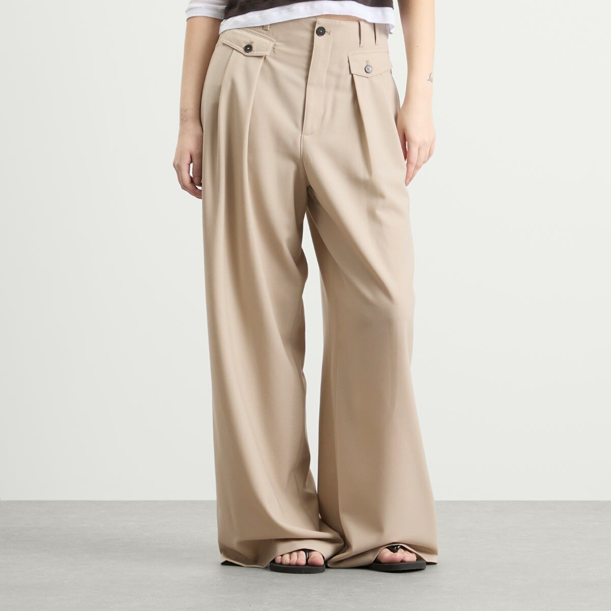 Closed Women's Wenda Wide Leg Trousers in Clay Beige