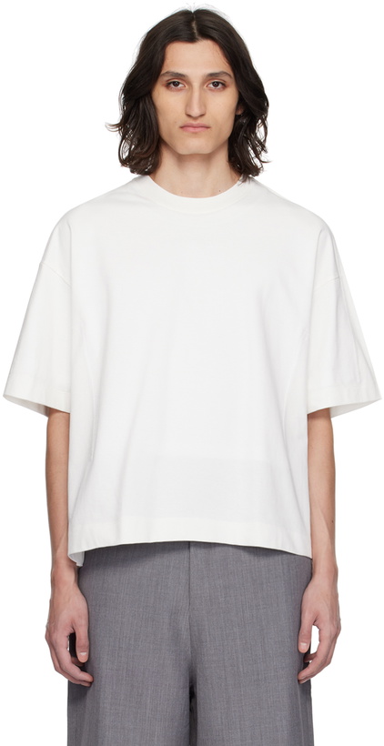 Photo: Karmuel Young White Square T-Shirt