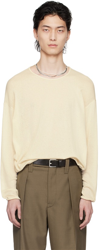 Photo: LEMAIRE Off-White Scoop Neck Long Sleeve T-Shirt