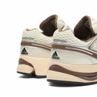 Adidas Adistar Control 5 Sneaker in Ftwr White/Core Black/Core White