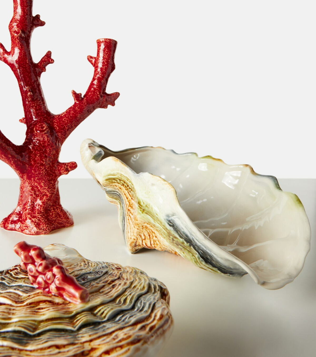 Bordallo Pinheiro Oyster earthenware centerpiece