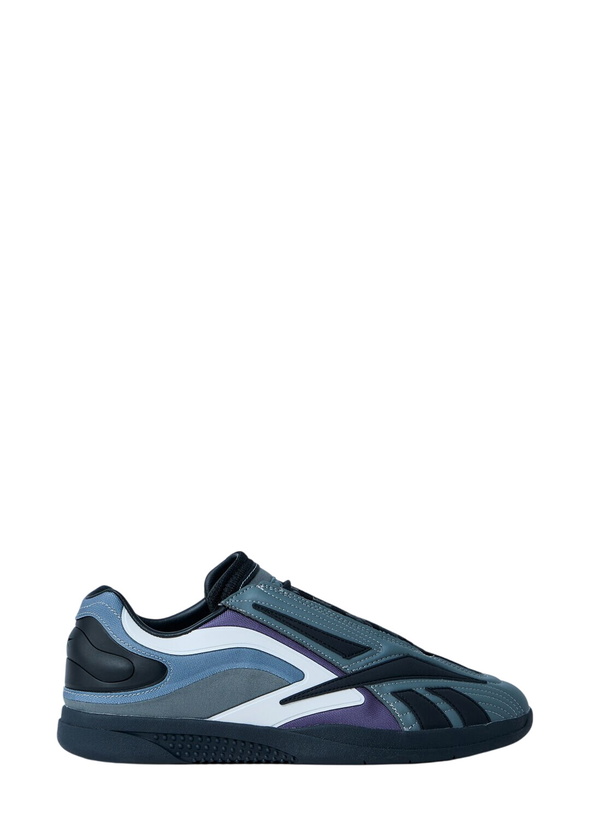 Photo: Reebok Hammer Pro LTD Sneakers