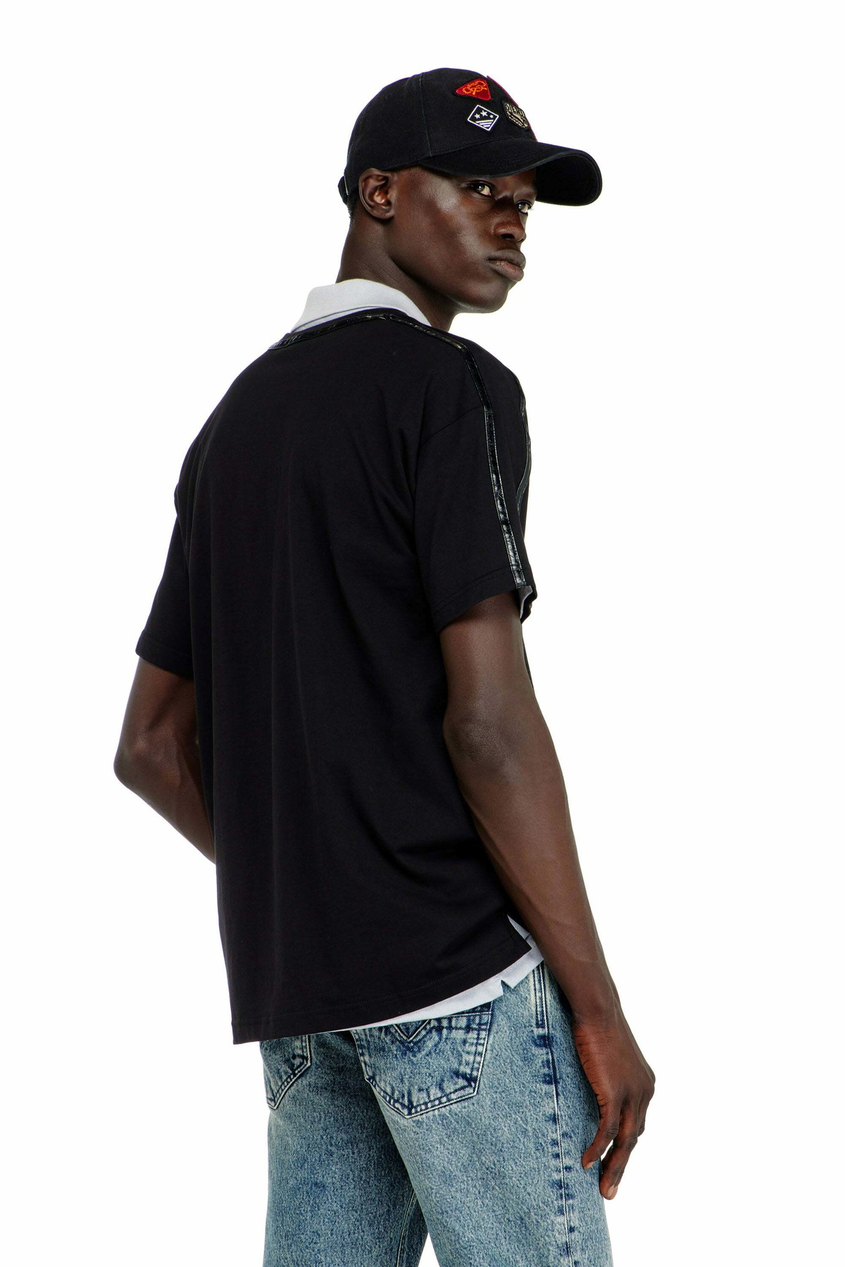 Diesel T-shirt with contrast trims and logo patch - T-Shirts Mens in Black