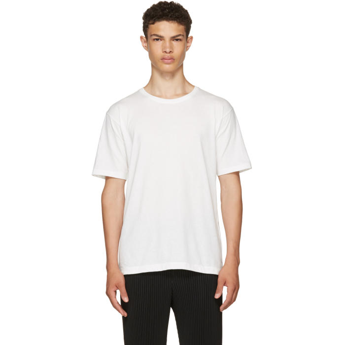 Photo: Issey Miyake Men White Basic Bio T-Shirt 