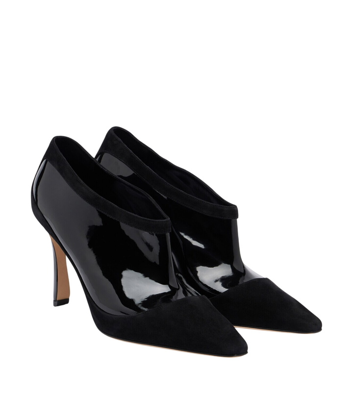 Photo: Manolo Blahnik Ters suede and patent leather pumps