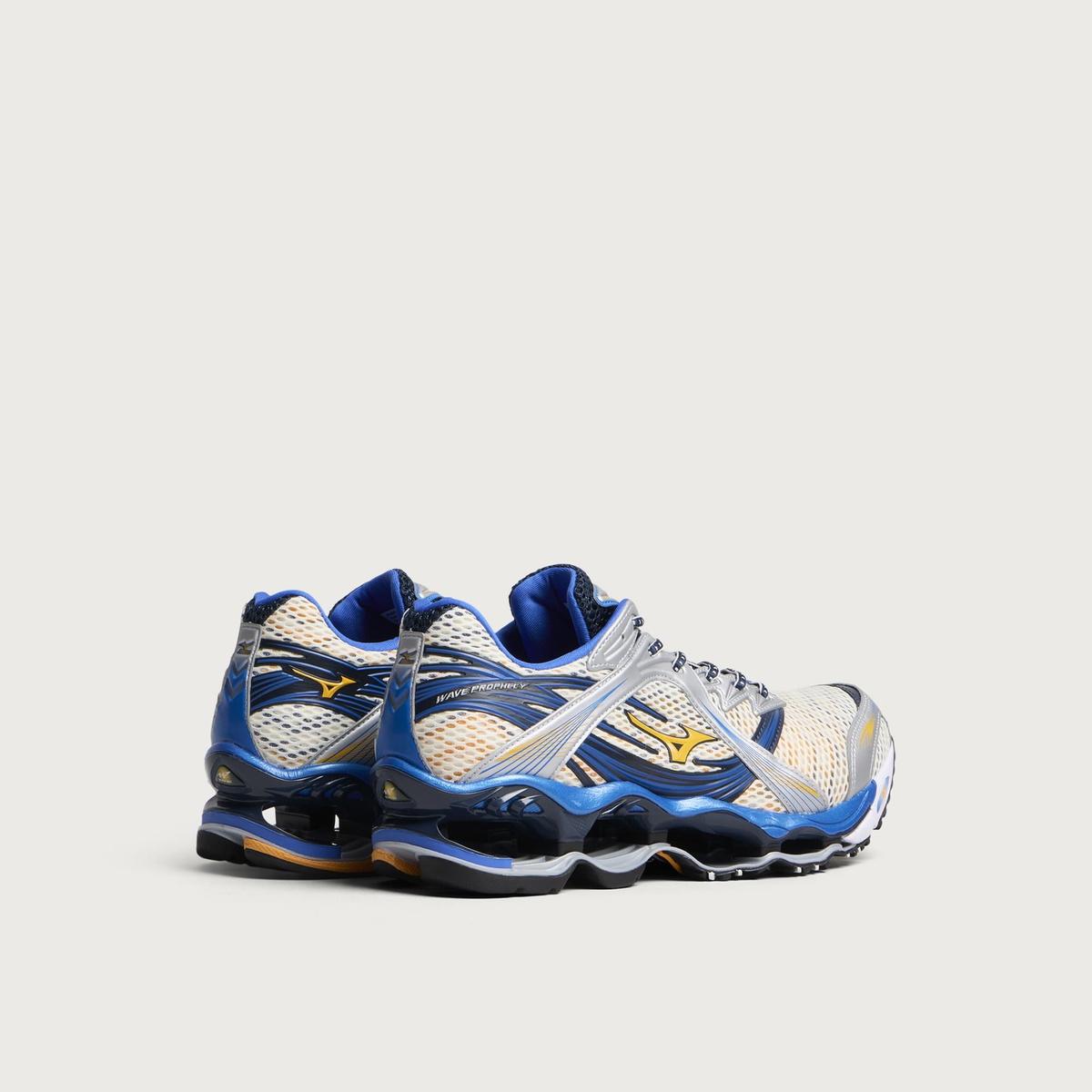 Mizuno Wave Prophecy 1 OG Sneaker in Artisan'S Gold