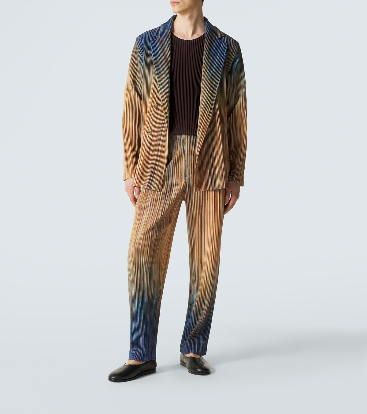 Homme Plissé Issey Miyake Paint Brush Close-Up pleated blazer
