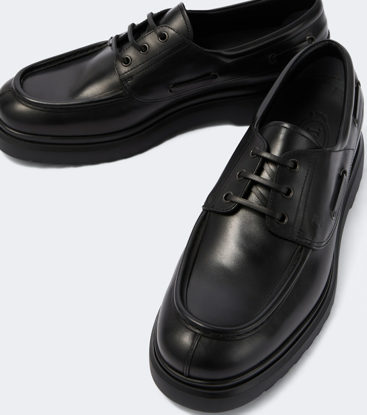 Tod's Leather boat shoes
