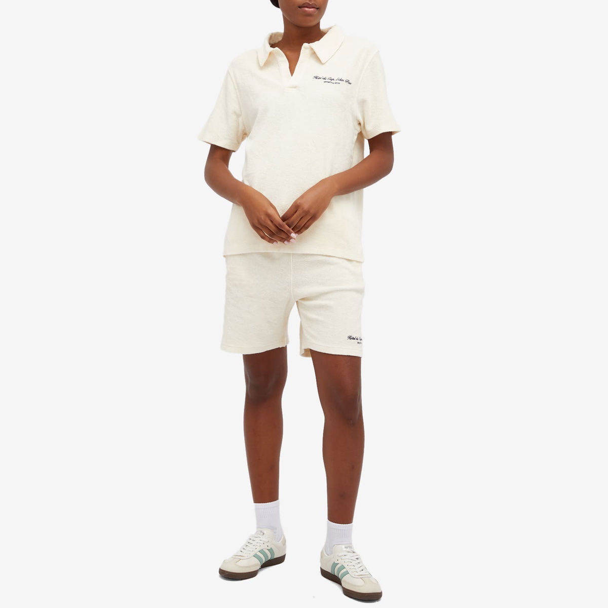 Sporty & Rich Hotel du Cap Cursive Terry Short in Cream Navy