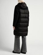 Peserico Womens Puffer in Black