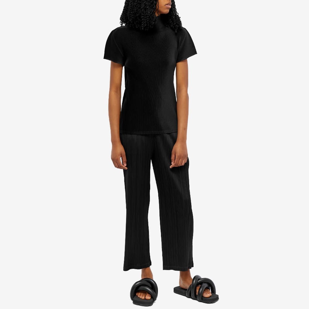 Mist Basics T-Shirt in Black by Pleats Please Issey Miyake in 2023