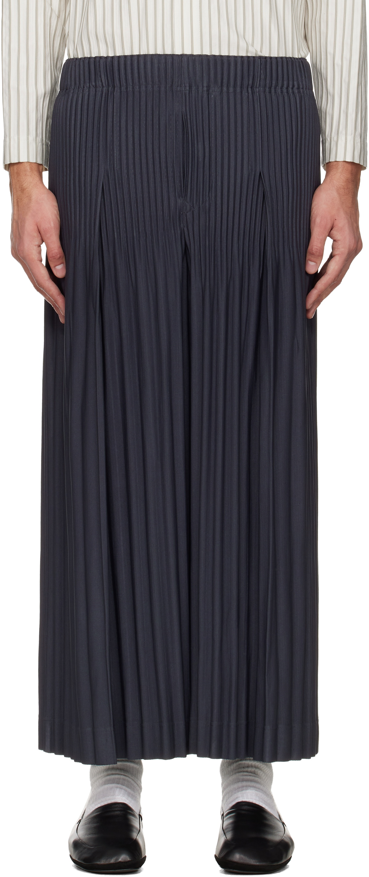 HOMME PLESSE黒 サイズ2 HOMME PLISSÉ ISSEY MIYAKE Black Pleats Bottoms 2 Trousers Homme