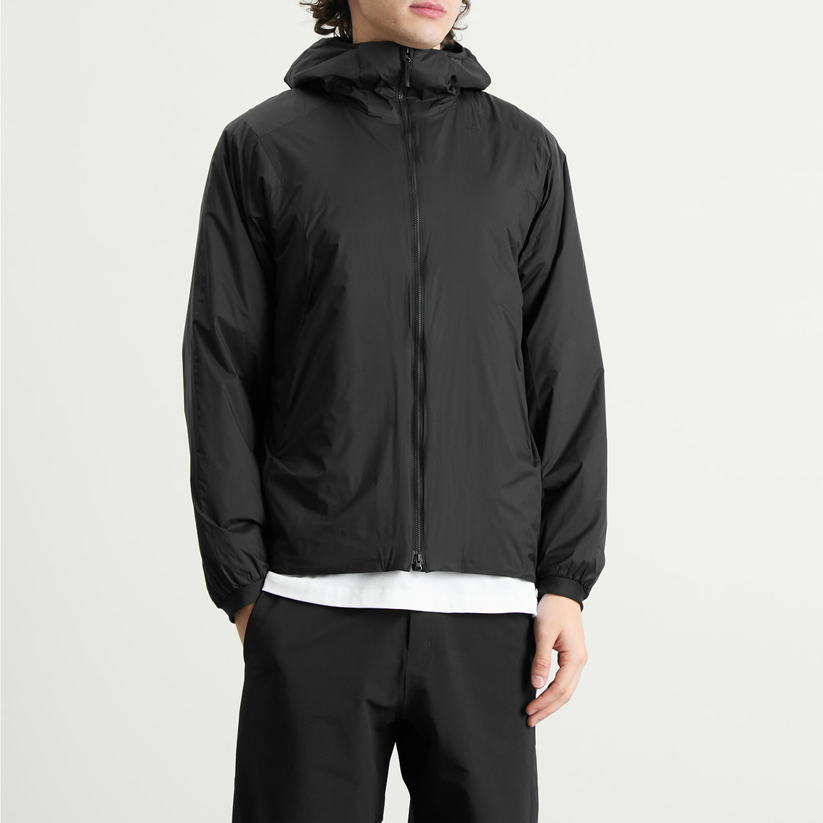 Goldwin Men's PERTEX QUANTUM Padded Warm Jacket in Black